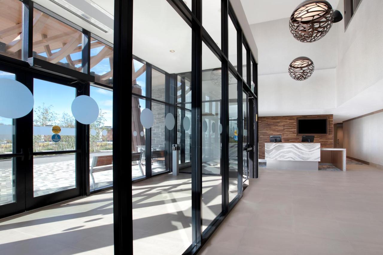 Great Blue Heron Hotel 4*